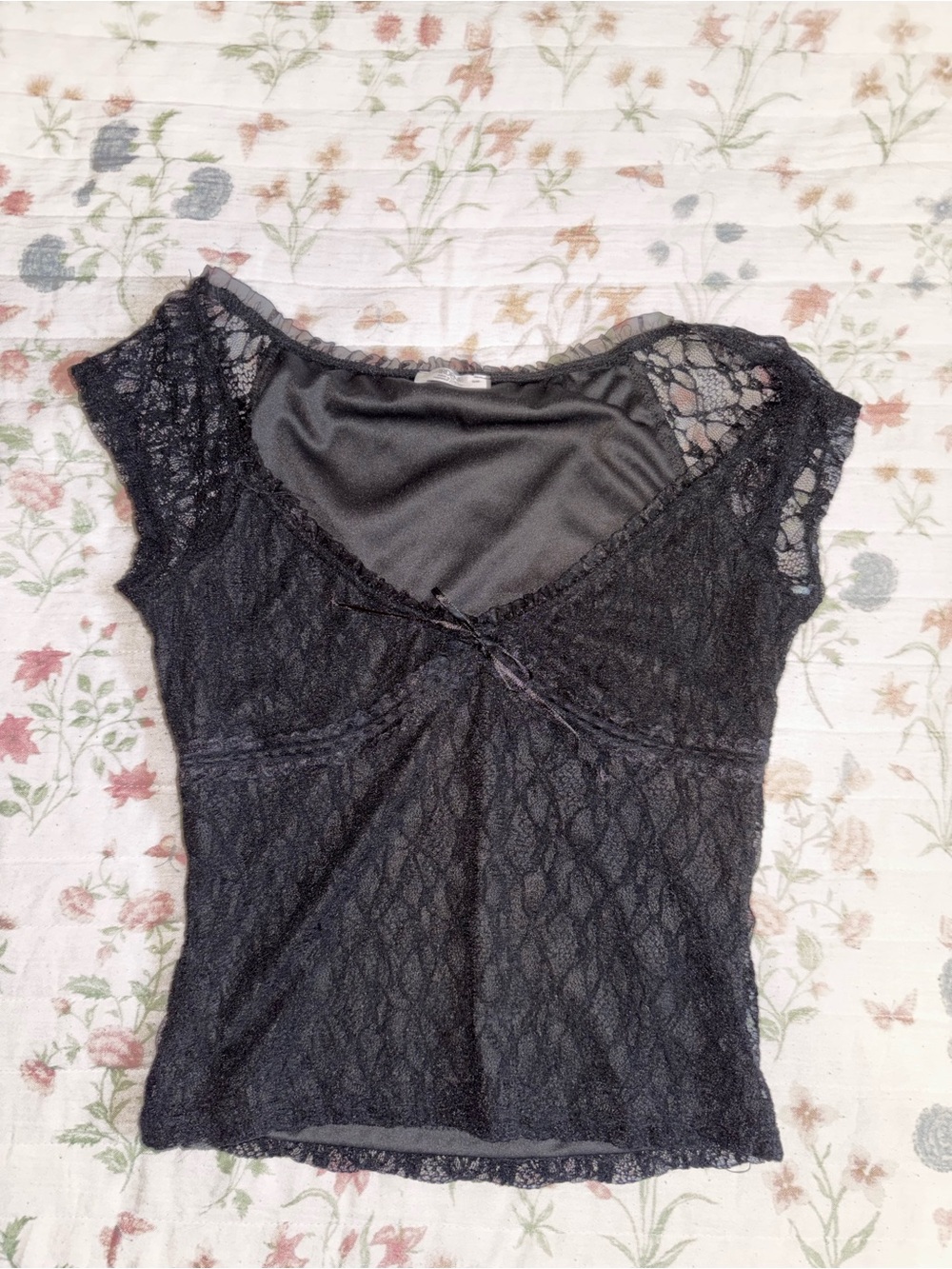Black Lace Cap Sleeve Top